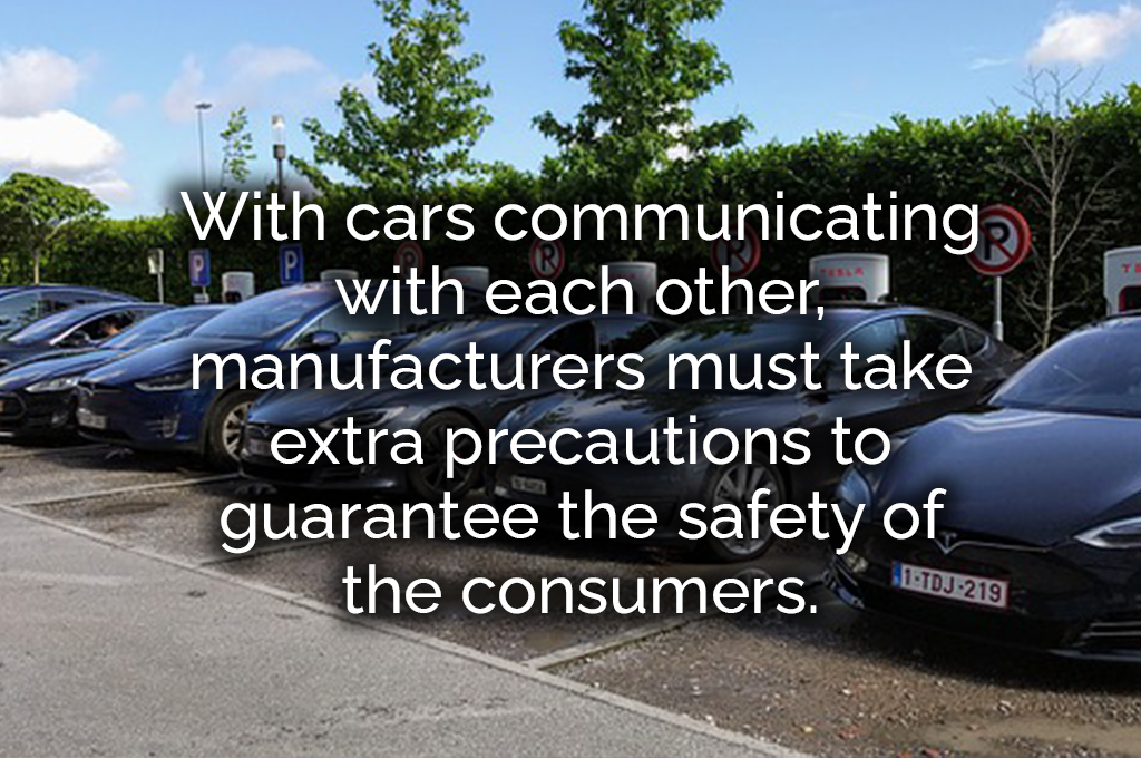 tesla 4730660 640 cars communicating with each other - Teslas
